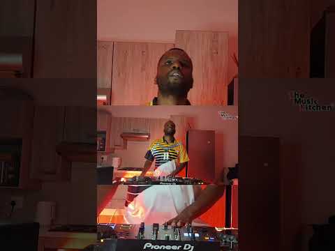 The Music Kitchen Episode 136 mixed by Rhulani Deep house mix Song : Hypaphonik & Sambo Sq - God Is