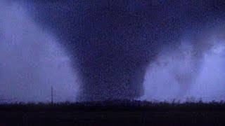 MASSIVE Tornado Strikes Southern Missouri - December 10, 2021