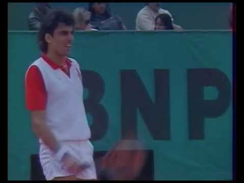 French Open 1983 2R - Victor Pecci v Yannick Noah