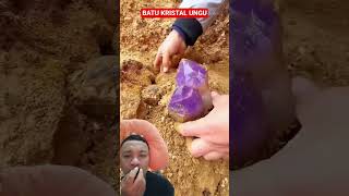 Download lagu BATU KRISTAL WARNA UNGU #experiment #satisfying #funny #aestheic #comedy #facts mp3