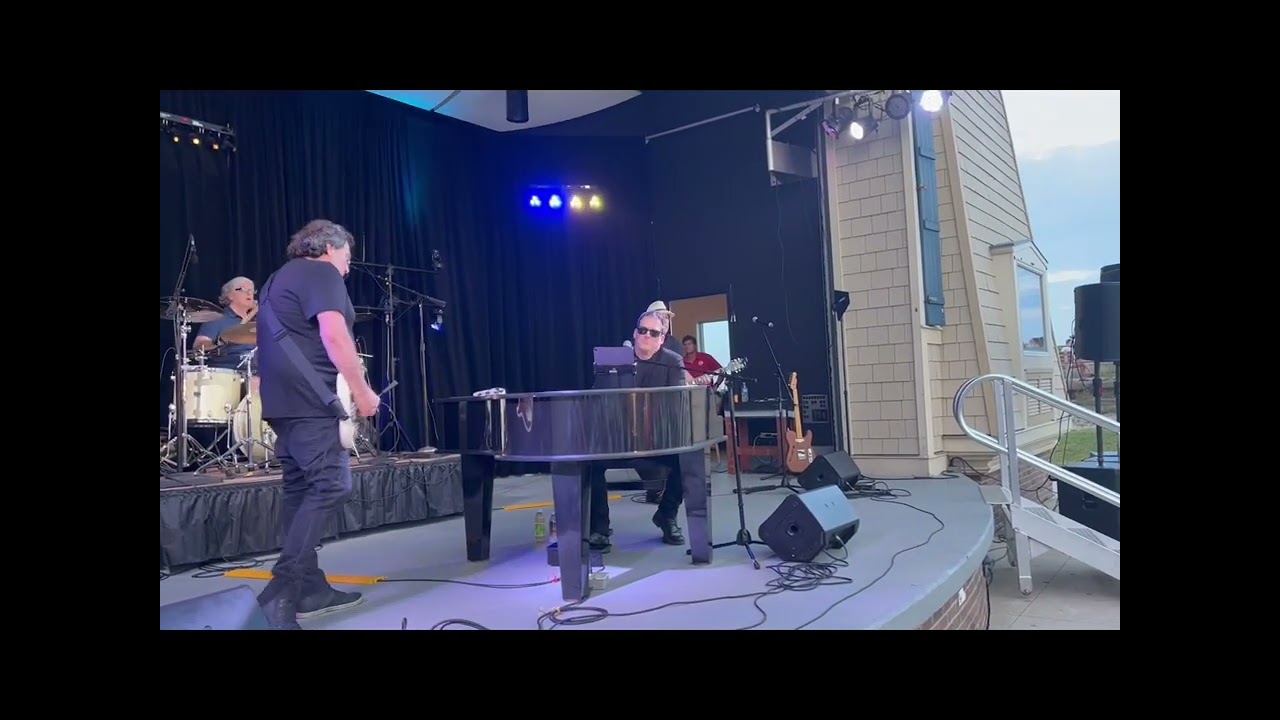 Promotional video thumbnail 3 for Streetlife Serenade "The Billy Joel Experience"