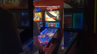 A Led Zeppelin pinball machine in downtown Toronto?? #meeplemart #toronto