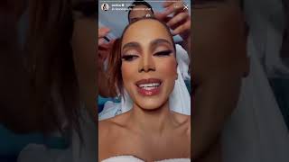 Anitta encontra a mala perdida!