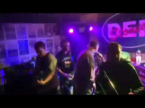 Stoned DEF - Tainted Love - live im MAD Music Club - 10.12.2016