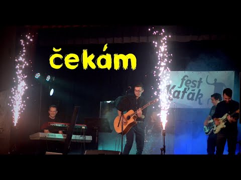 Kořeny - Čekám (live)