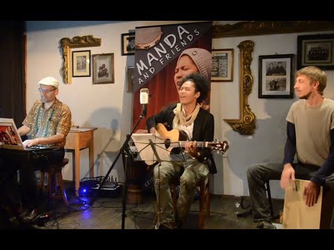 Manda And Friends -  I Got A Woman von Ray Charles - Live in Ipsheim (cover song)