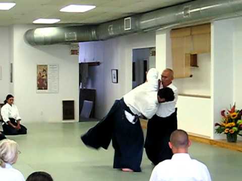 Chiba Sensei. Uke: manolo.  Morote dori ikkyo