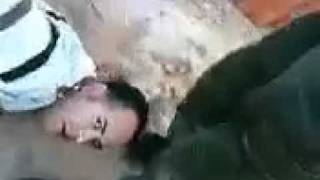 TUNISIE-17-01-2011-LE MILTAIRE ARRETE FRERE DU SAKR EL MATRI LE VOLEUR !!!!!!!!!!!!.mp4