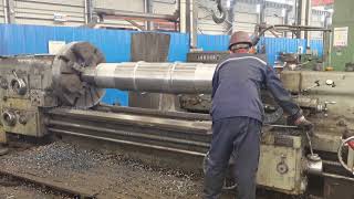 Jaw crusher eccentric shaft manufacturing process display. #crusher #machine #producer #manufacturer