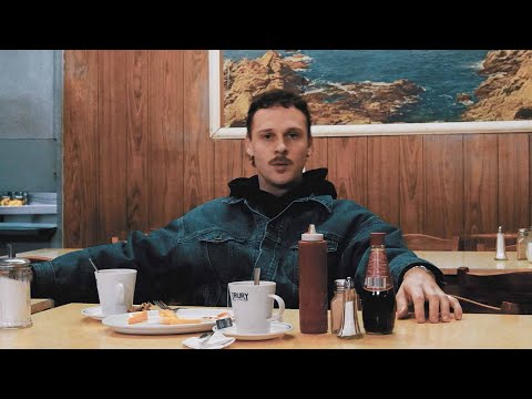 Mackenzy Mackay - Sweet Moment (Official Visualiser)