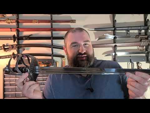 Over-Analyzing the Cold Steel English Backsword | Sword Sunday