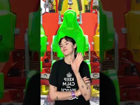 GIRL CHANGES HER MIND AT THE THEME PARK (PT 2)