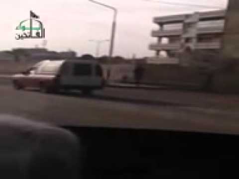 استهداف أحد عناصر النظام بعبوة ناسفة من قبل ألوية الفاتحين في حي جنوب الثكنة في مدينة حماة