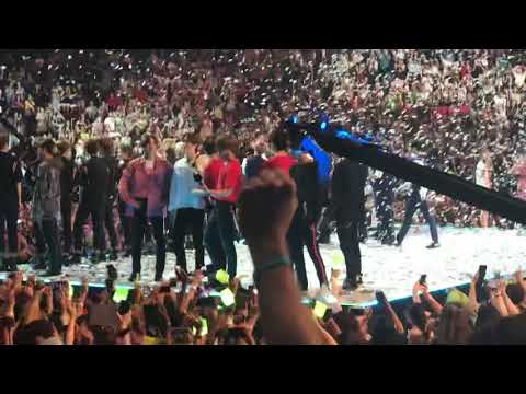 KCON NY 2018 Day 2 ENDING FANCAM