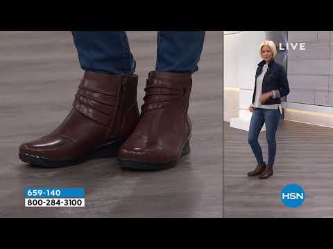 Collection by Clarks Hope Twirl Leather Bootie