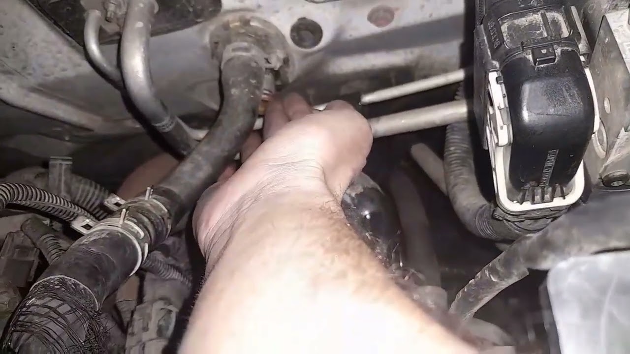 شستن بخاری ماشین در خانه