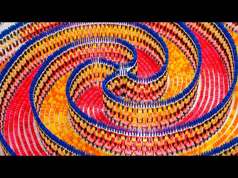 THE AMAZING QUADRUPLE SPIRAL (15,000 DOMINOES)