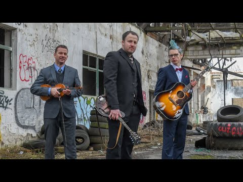 Crooked Mountain Boys - Breathe (The Prodigy all acoustic cover)