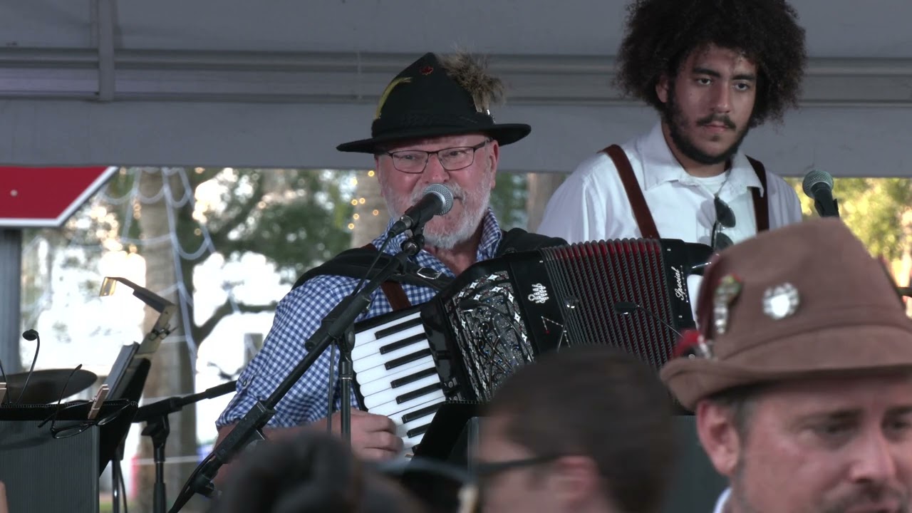 Promotional video thumbnail 1 for The Brussel Sprouts German Polka Band