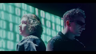 Kadr z teledysku online tekst piosenki kukon x hodak