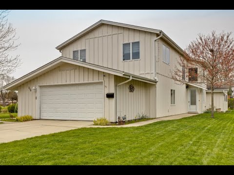 716 S Louis St Mt Prospect, IL 60056 V3