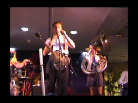 Mic Conway's National Junk Band - Wangaratta Wahini