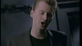 Black - Everything&#39;s Coming Up Roses