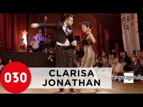 Clarisa Aragon and Jonathan Saavedra – El aeroplano #ClarisayJonathan