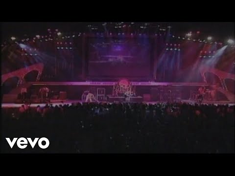 Beyond - 光輝歲月 (Official Music Video)