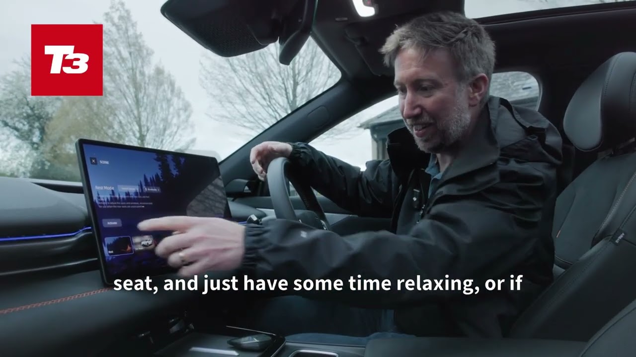 The Changan Deepal S05 EV has some clever tech inside - YouTube