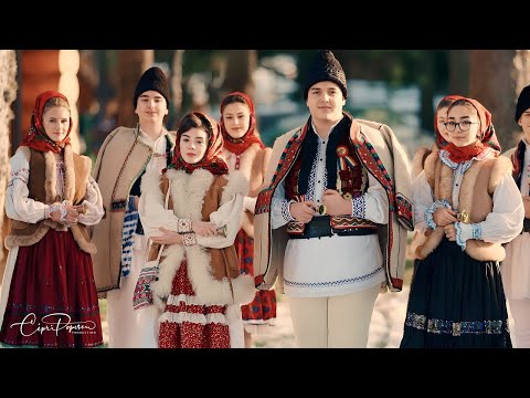 Moștenitorii Cântecului - Din cer ninge cu lumină❄️ | Colind