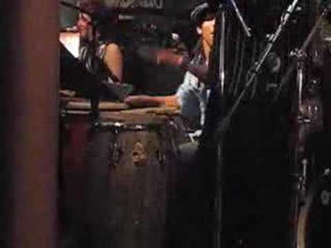 Pedrito martinez  and mauricio herrera live with Obbini tumb