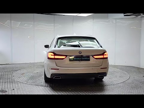 BMW 5 Series 520d SE Touring - Image 2