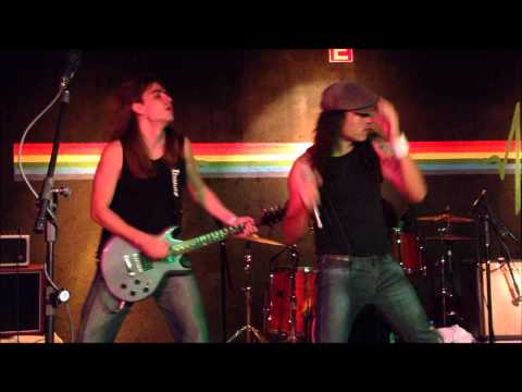 Rising Power - AC/DC Cover - Riff Raff - Dark Side Rock Bar - Vinhedo