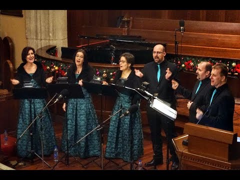 MusiColore Énekegyüttes: 筷子兄弟: 小苹果 (Chopsticks Brothers - Little Apple, 小虎队: 爱 (Little Tigers: Love)