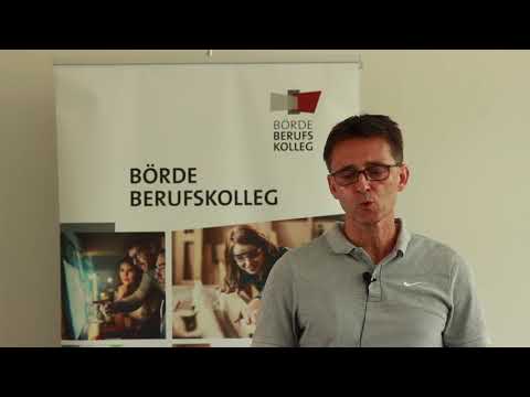 Berufskolleg Soest 2021: Lehrer Herr Knobel
