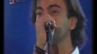 Sobre un vidrio mojado Los Secretos