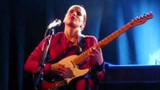 Anna Calvi The Devil live @ Circolo degli artisti, Roma 22 October 2011