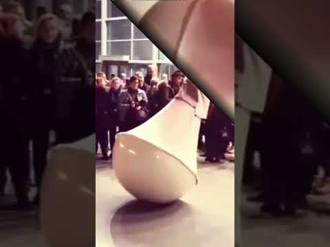 കുടത്തിനുള്ളിലെ അത്ഭുത സ്ത്രീ #center of gravity #science #dancing girl on bowl