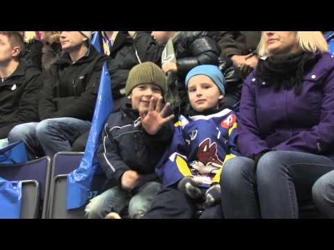 2.1.2015 Lukko-Ilves: Parhaat palat kentän ulkopuolelta.