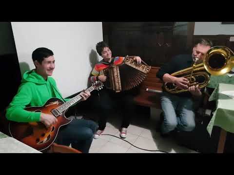 Trio Legende - V Volčjem potoku (v živo)