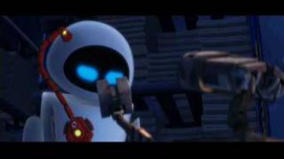 Wall-E and EVE&#39;s Dark Street