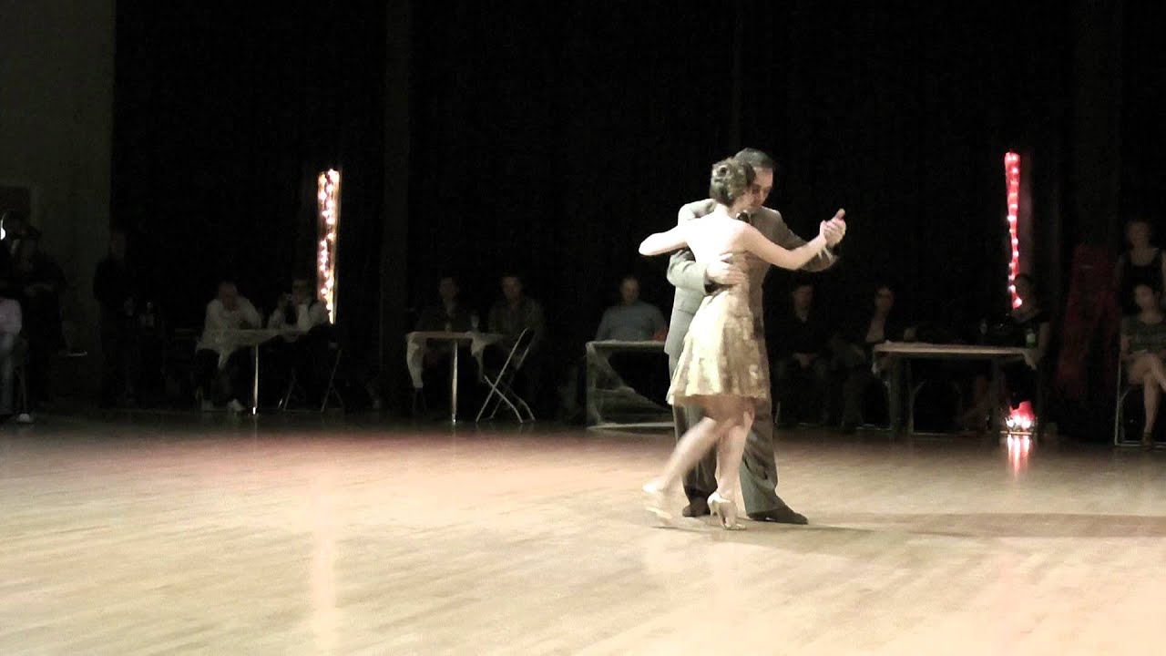 Mario De Camillis y Barbara Wainnright improvisando en Corrientes, Londres