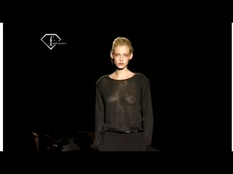 Gucci FEM AH Flashback, Italy 1997/1998 | FashionTV - FTV.com