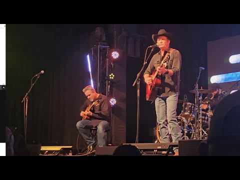 Tracy Byrd Concert & New Discoveries at Billy Bob's Texas 1/17/2025