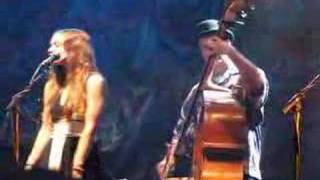 Fiona Apple Waltz (Better than Fine) with Nickel Creek