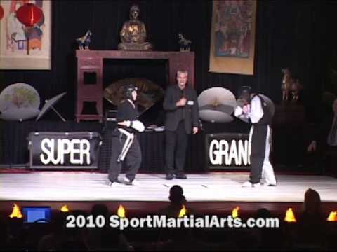 Casey Marks-Nash v Regena Thompson - Women's Sparring Grand Champ - 2009 NBL Supergrands
