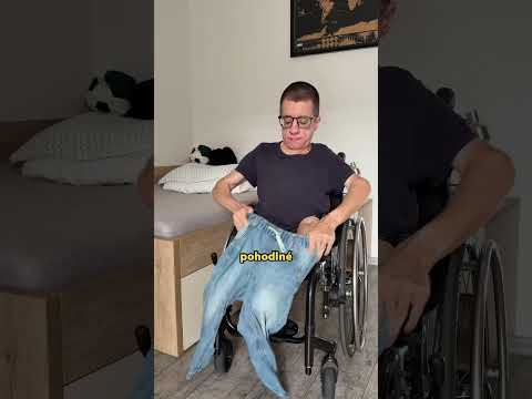 Takto vyzerá moja ranná rutina na vozíku. Ako hodnotíte môj outfit? ♿️#shorts