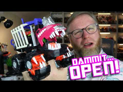 Dammit, Open: Needs More Teeth! Transformers and retro toys mailbox raid!
