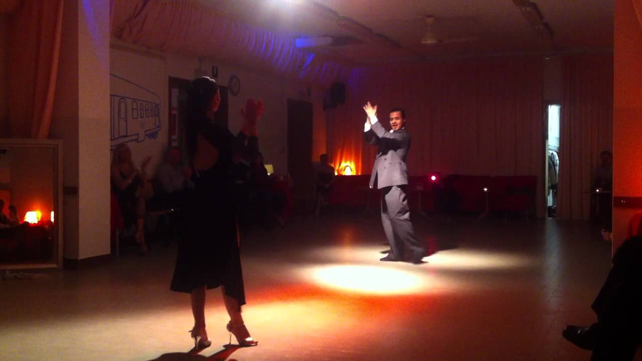 Malvina Gili y Sebastián Zánchez - Chacarera - in Tangueria 2011 - 18 November (4)